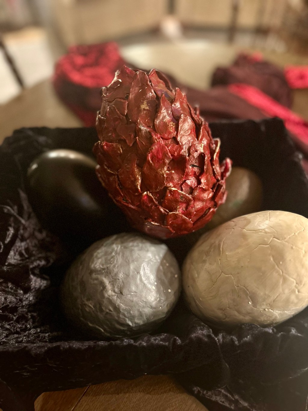 DIY Harry Potter Dragon&nbsp;Eggs